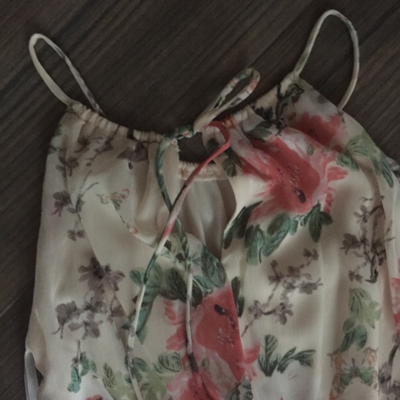Beige Floral Dress - Picture 3 of 3
